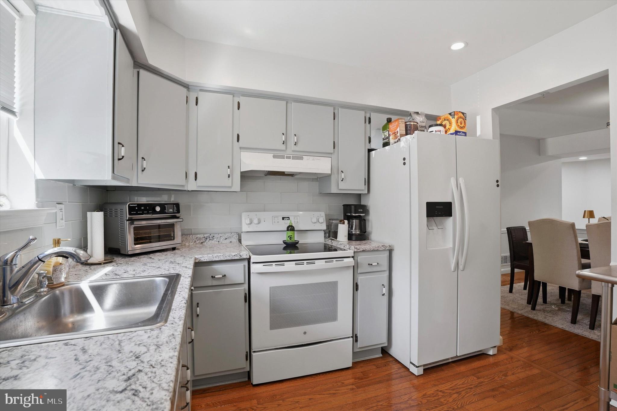 102 Eaton Drive Wayne, PA 19087 - Photo 4 of 19