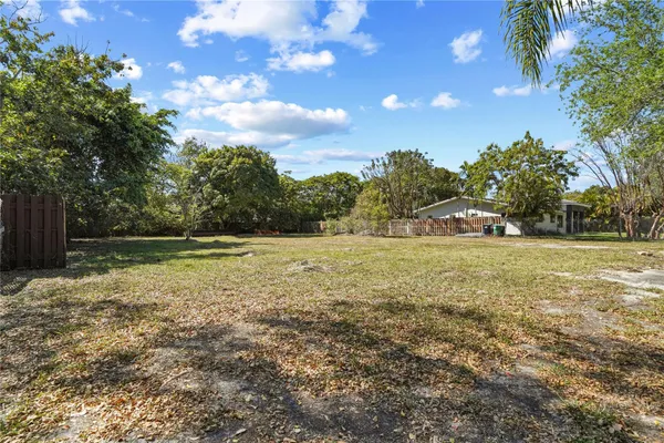 $1,150,000 | 12840 Southwest 83rd Court, Pinecrest, FL 33156