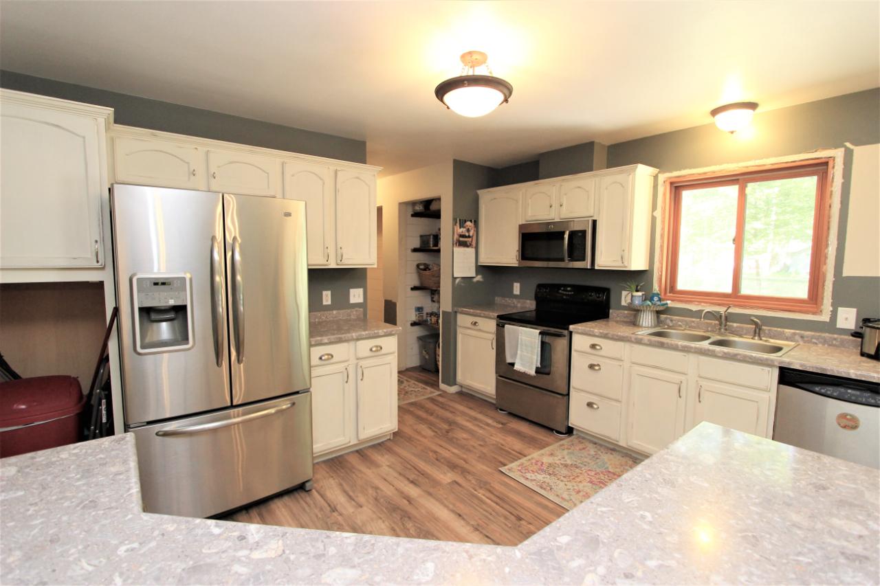 11336 Glyn Road Woodruff, WI 54568 - Photo 9 of 23 Gallery Image 9
