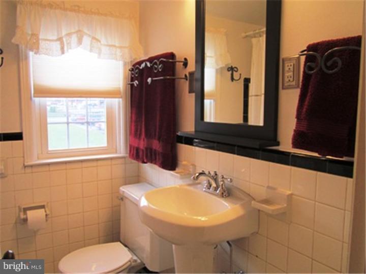 618 March Street Shillington, PA 19607 - Photo 14 of 19 Bathroom