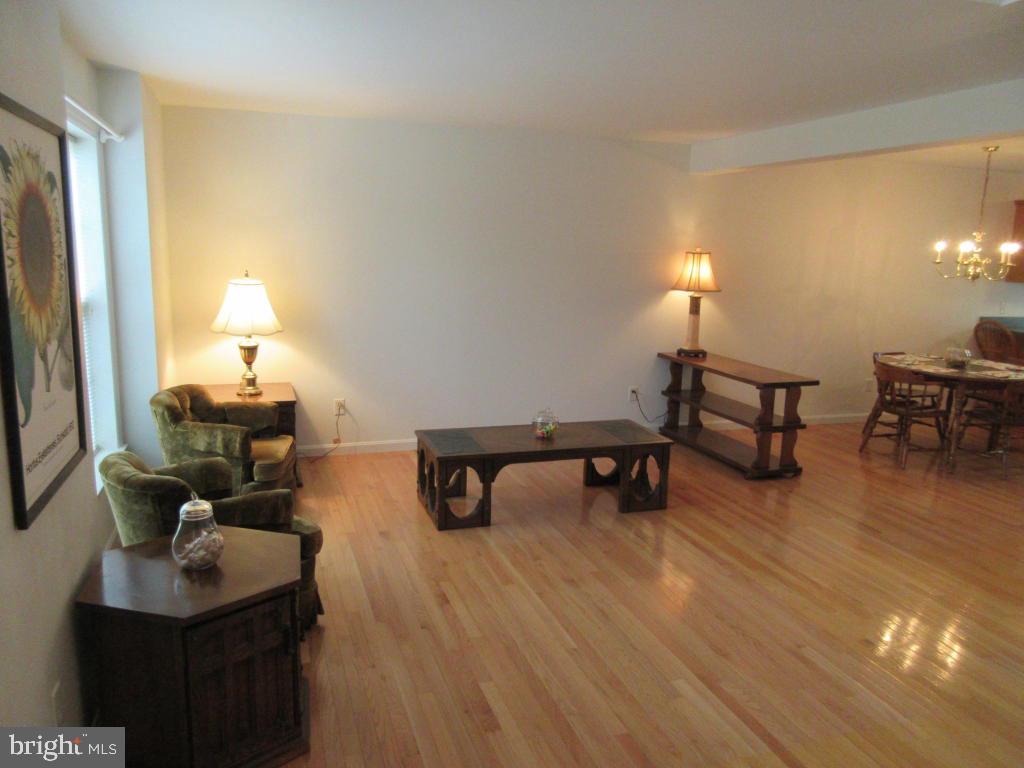 629 Chatham Way Lititz, PA 17543 - Photo 2 of 18 a living room with furniture and a wooden floor