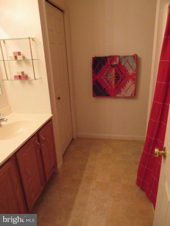 629 Chatham Way Lititz, PA 17543 - Photo 15 of 18 a view of a furniture in a bathroom