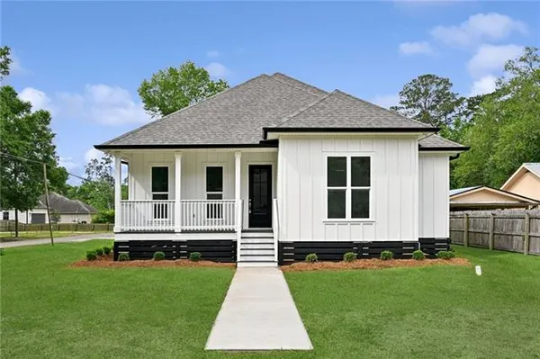 $459,900 | 1804 Destin Street, Mandeville, LA 70448