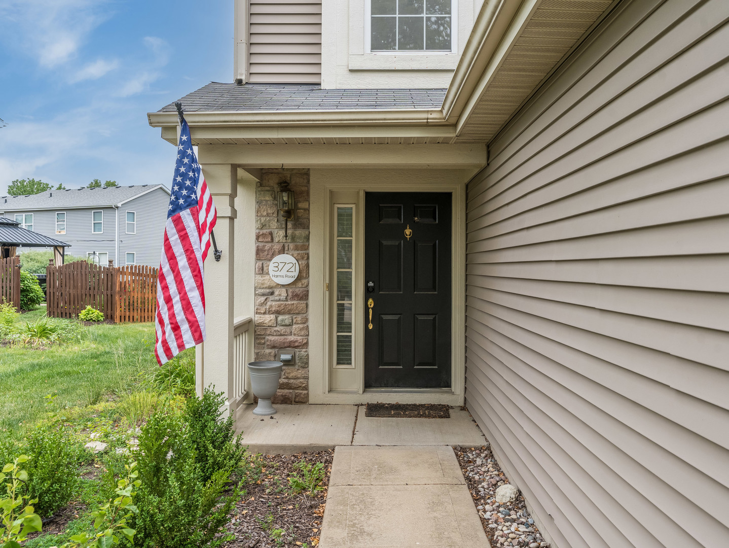 3721 Harms Road Joliet, IL 60435 - Photo 3 of 28