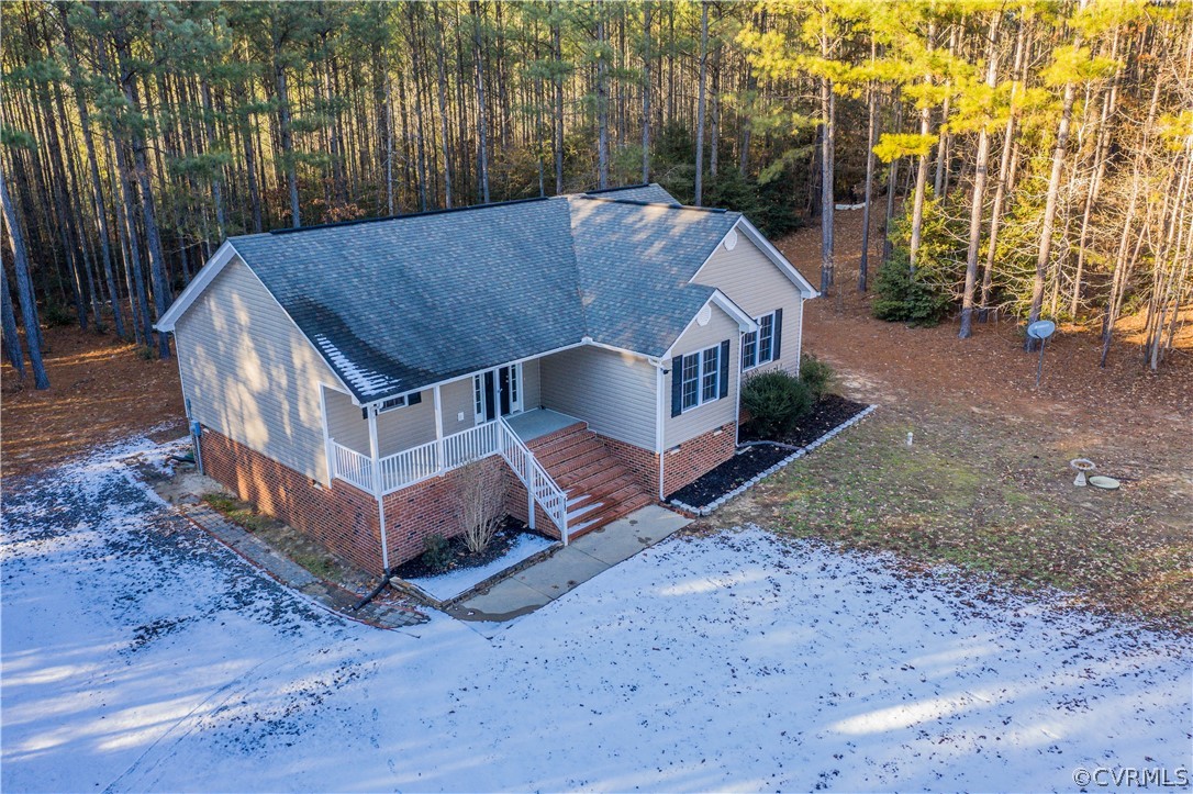 4725 Courtland Road Disputanta, VA 23842 - Photo 8 of 29