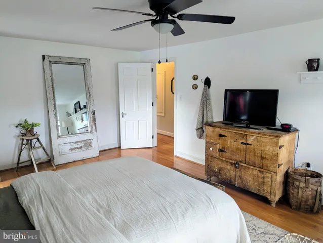 a vase of flowers sitting on a table