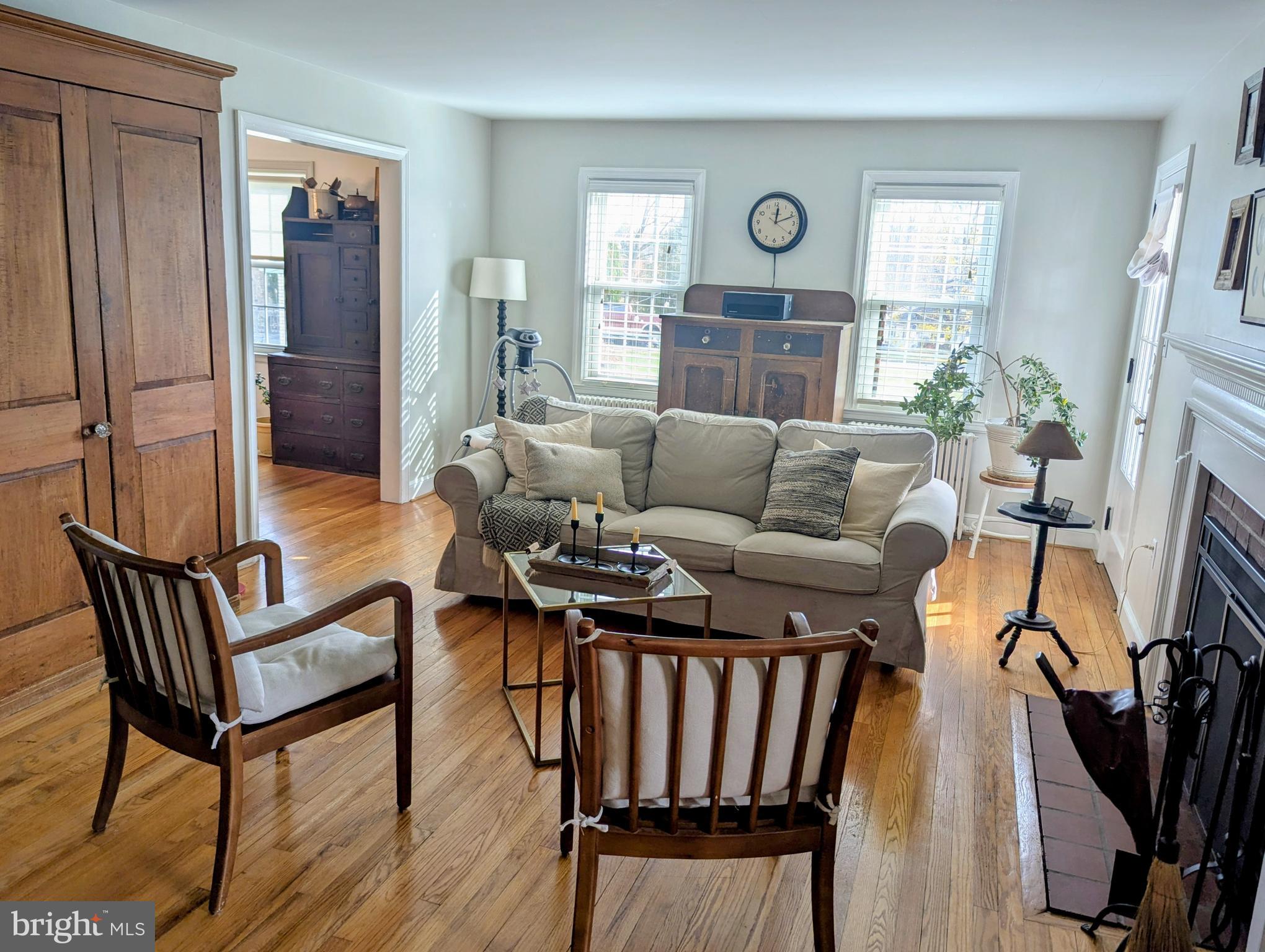 3 Locust Lane Womelsdorf, PA 19567 - Photo 6 of 37 a living room with furniture and a window