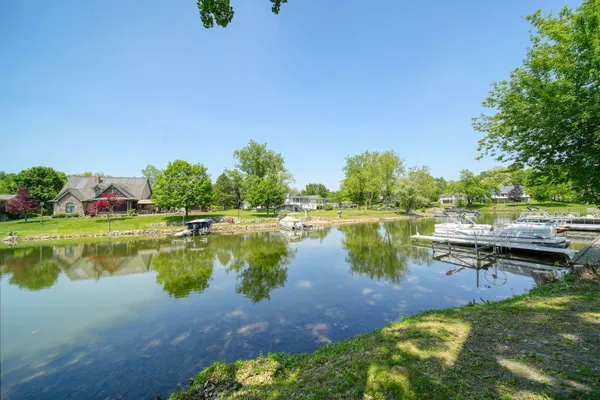 $180,000 | 112 Abbott Lane, Brooklyn, MI 49230