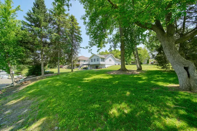 $199,900 | 112 Abbott Lane, Brooklyn, MI 49230