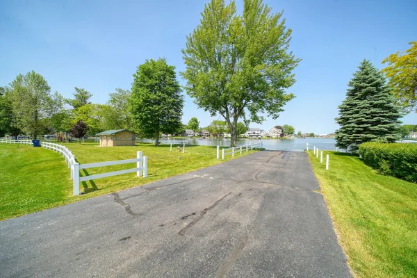 $180,000 | 112 Abbott Lane, Brooklyn, MI 49230