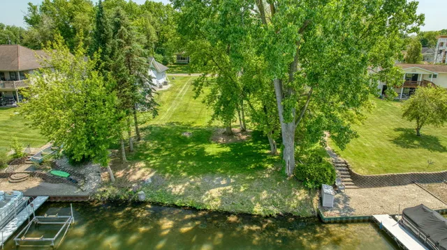 $199,900 | 112 Abbott Lane, Brooklyn, MI 49230