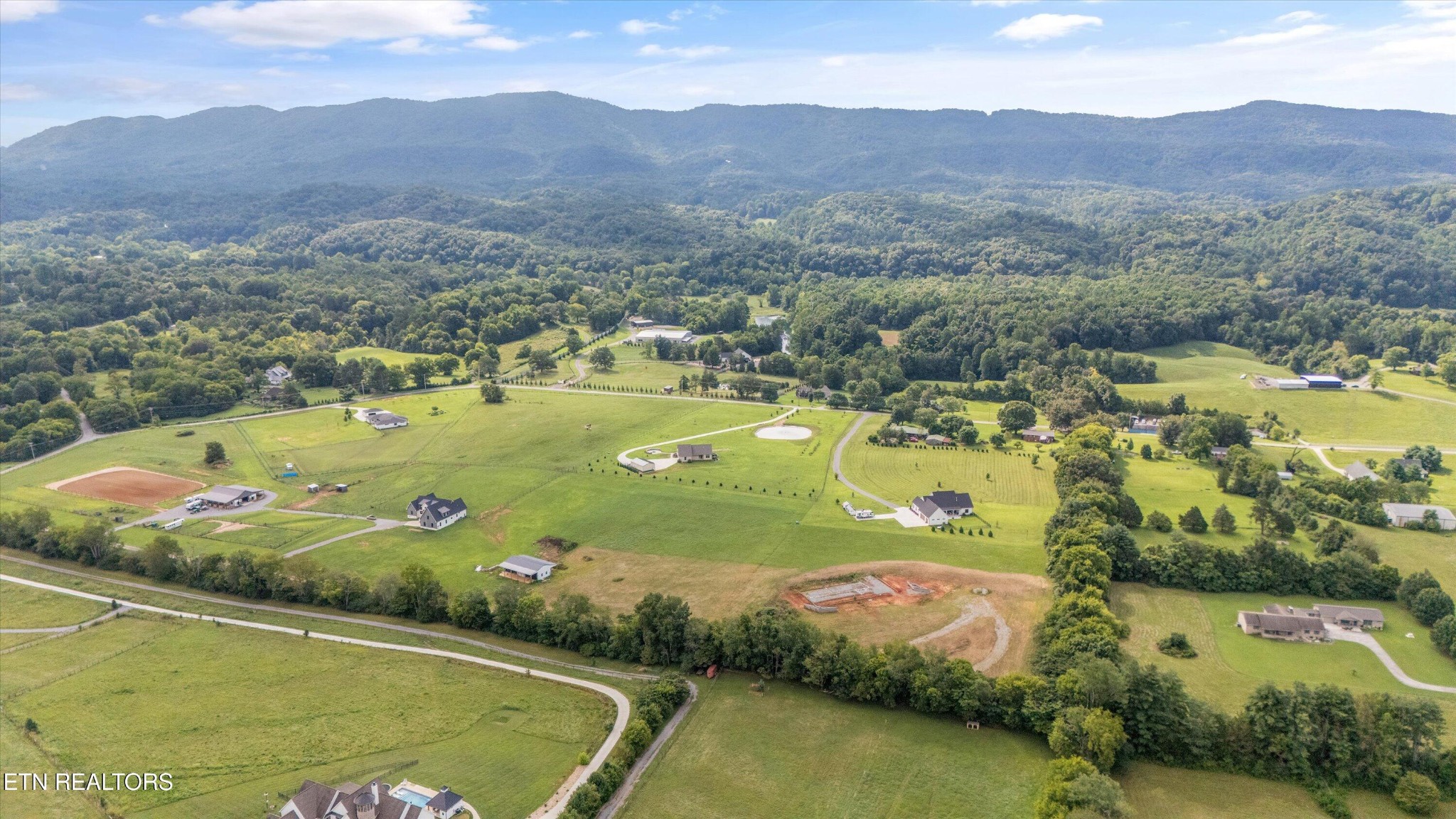 806 Whites Mill Road Maryville, TN 37803 - Photo 11 of 15 Gallery Image 11