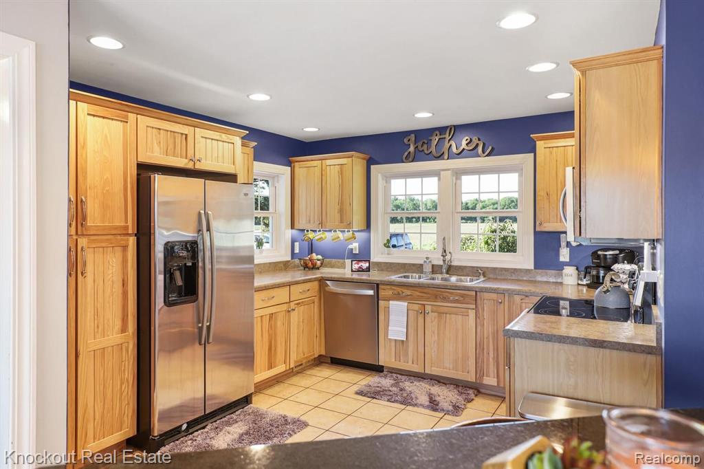 7850 Barnes Road Millington, MI 48746 - Photo 15 of 58