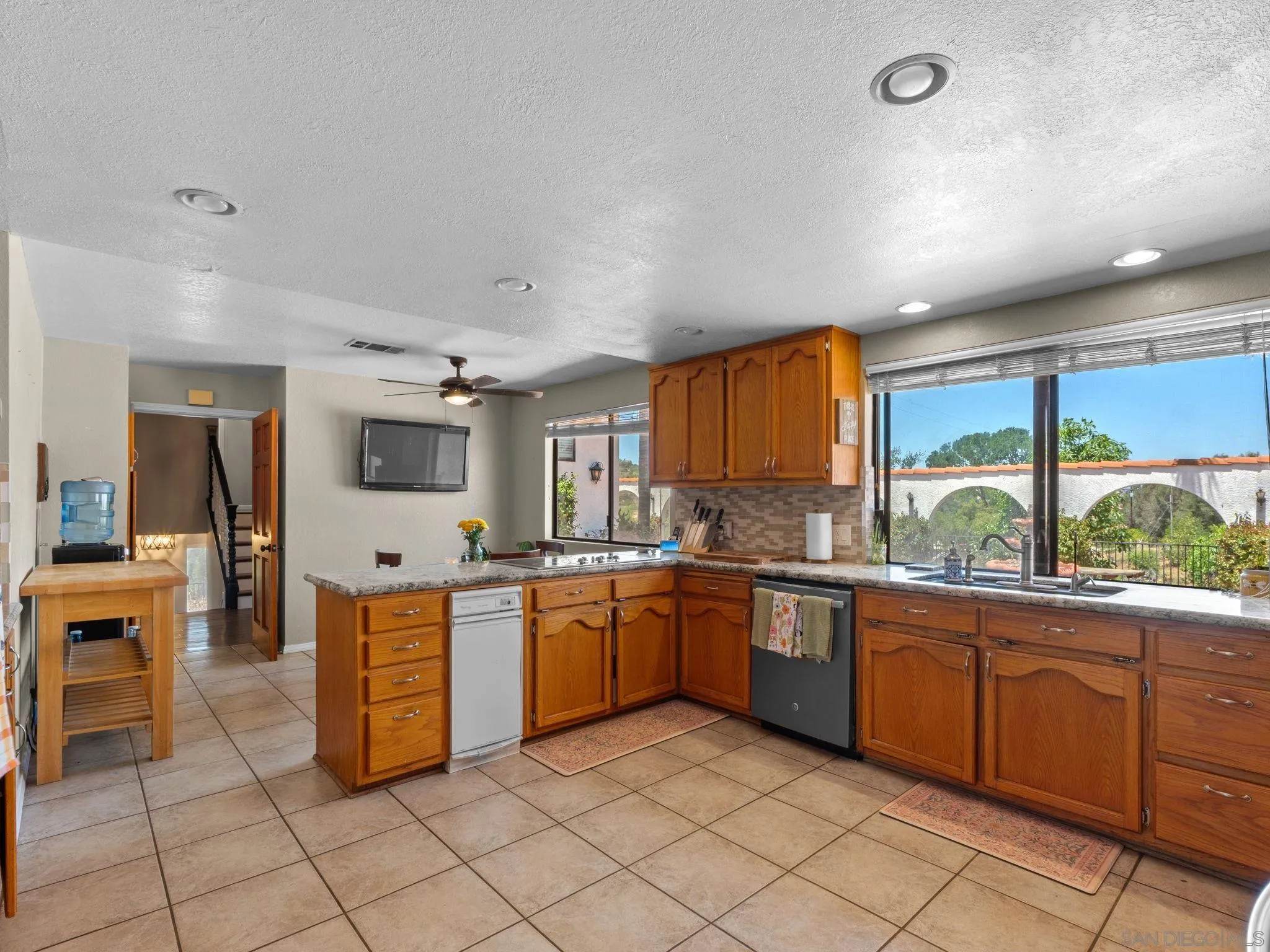 28944 Aerie Road Valley Center, CA 92082 - Photo 12 of 45