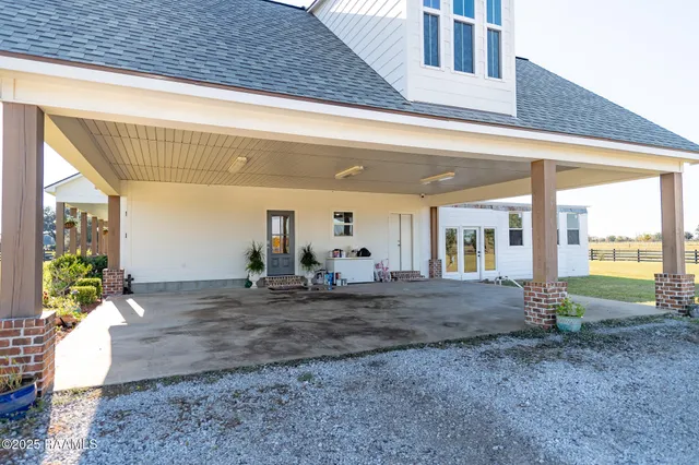 $665,000 | 3713 Vidrine Road, Ville Platte, LA 70586