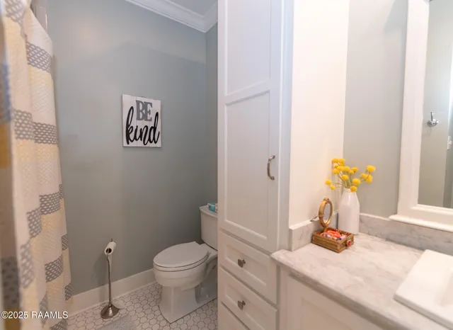 $675,000 | 3713 Vidrine Road, Ville Platte, LA 70586