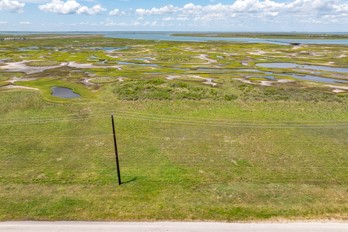 11621 Bluewater Highway Freeport, TX 77541 - Photo 5 of 6 a view of an ocean