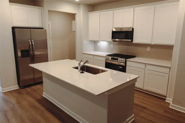 $2,350 | 8598 Blueberry Ash Street, Magnolia, TX 77354