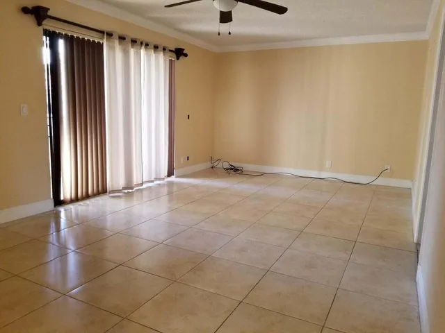 $1,874 | 1561 Balfour Point Drive, Unit H, West Palm Beach, FL 33411