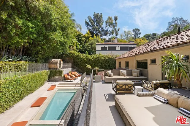 $14,000 | 3300 North Knoll Drive, Los Angeles, CA 90068