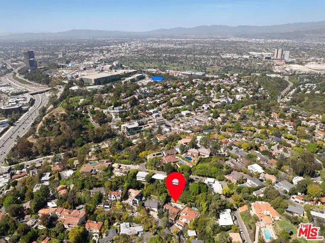 $14,000 | 3300 North Knoll Drive, Los Angeles, CA 90068