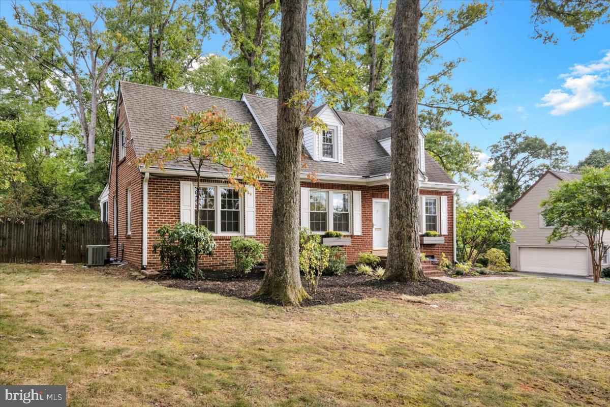 1903 Kirby Road McLean, VA 22101 - Photo 29 of 38 Front