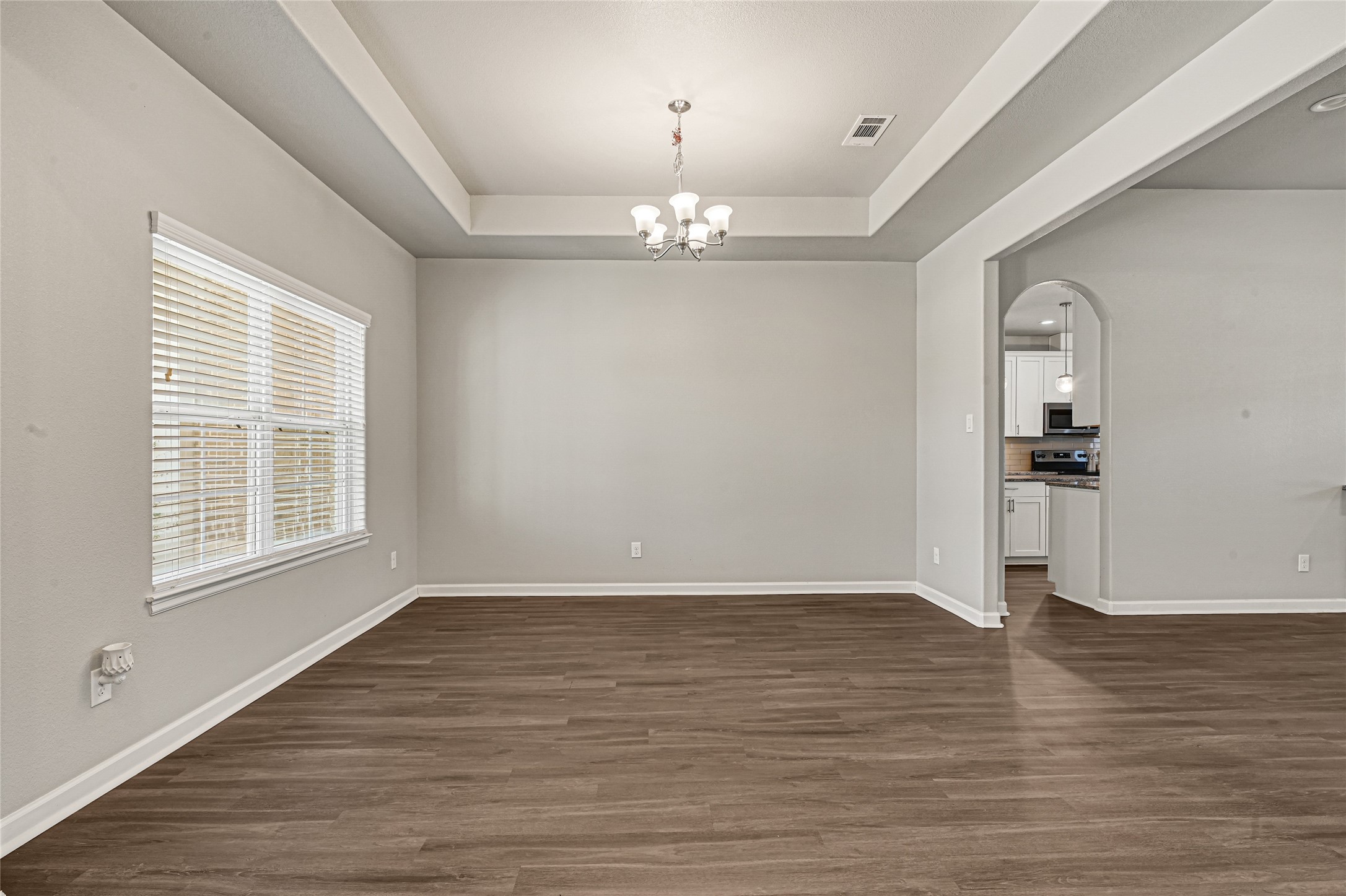 12371 North Chestnut Hills Road Conroe, TX 77303 - Photo 13 of 35