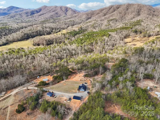 $1,100,000 | 301 Mcginnis Drive, Old Fort, NC 28762