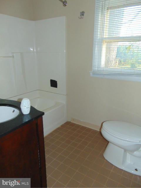 6320 Griffith Road Gaithersburg, MD 20882 - Photo 18 of 18 Bath