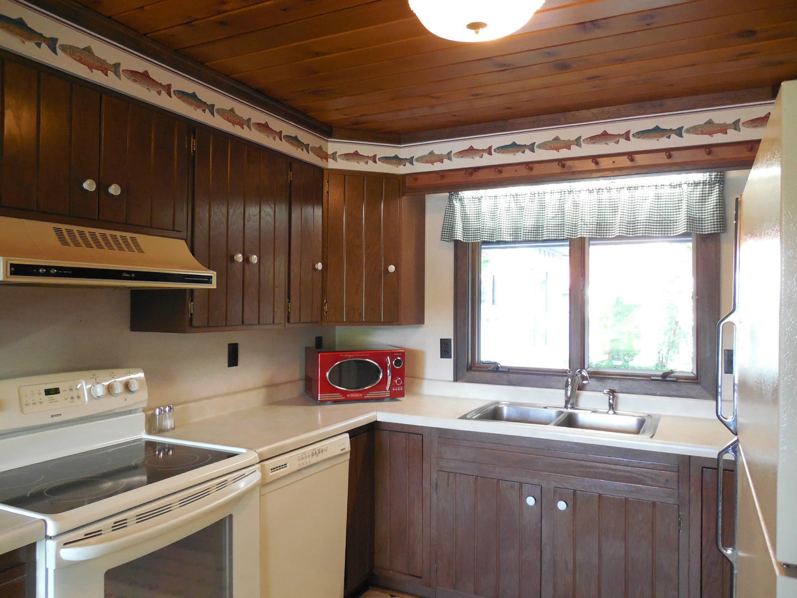 982 West 12 Mile Road Dafter, MI 49724 - Photo 5 of 47 Gallery Image 5