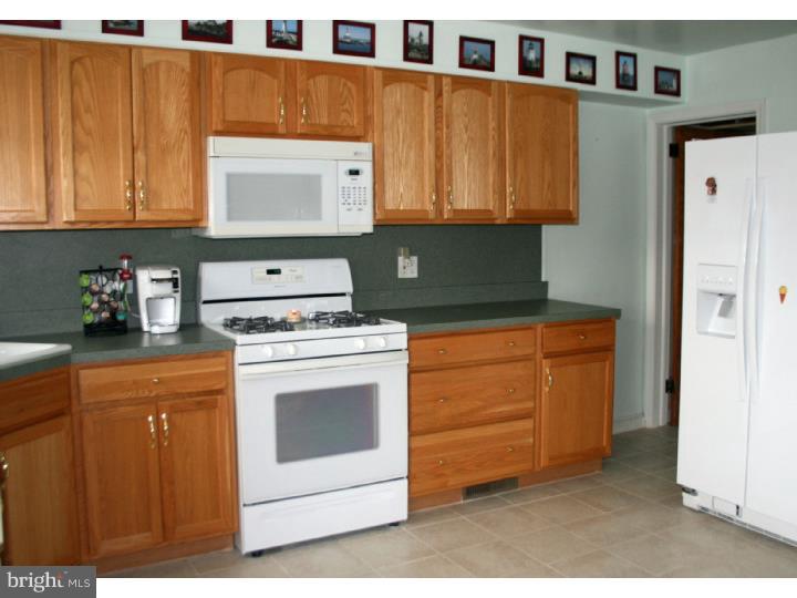 747 Michell Street Ridley Park, PA 19078 - Photo 4 of 13 Kitchen