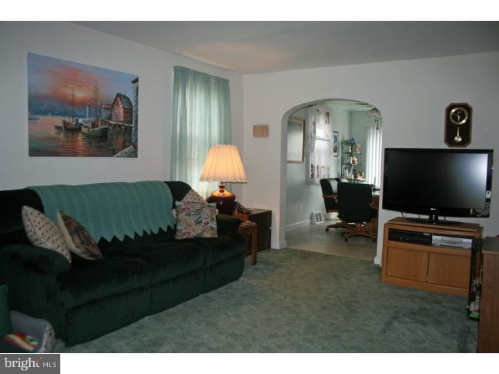 747 Michell Street Ridley Park, PA 19078 - Photo 7 of 13 Living Room
