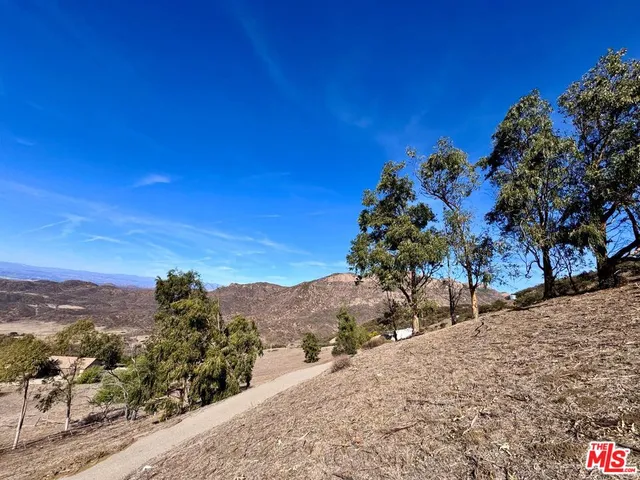 a view of a mountain