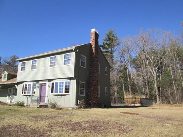 230 West Street Paxton, MA 01612 - Photo 21 of 23 front view of house with a yard