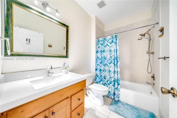 $8,000 | 1241 South 13th Avenue, Unit 1241, Hollywood, FL 33019