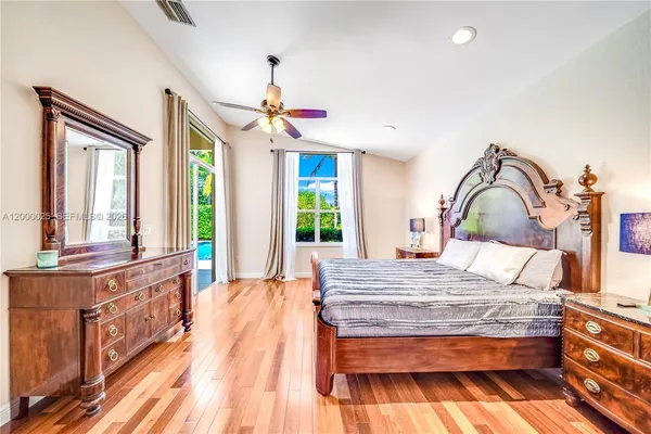 $8,000 | 1241 South 13th Avenue, Unit 1241, Hollywood, FL 33019