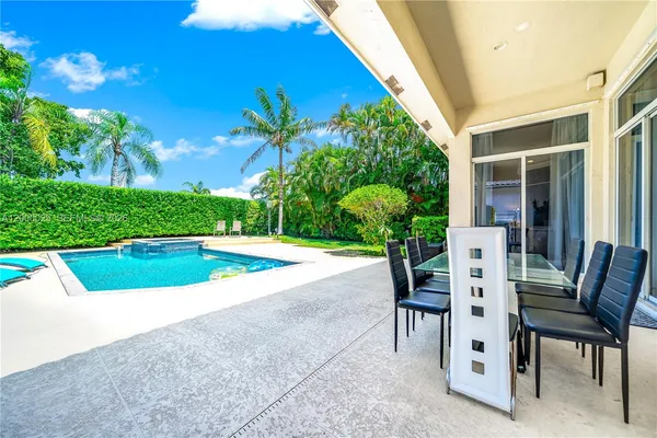 $8,000 | 1241 South 13th Avenue, Unit 1241, Hollywood, FL 33019