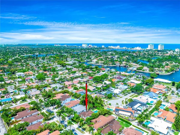 $8,000 | 1241 South 13th Avenue, Unit 1241, Hollywood, FL 33019