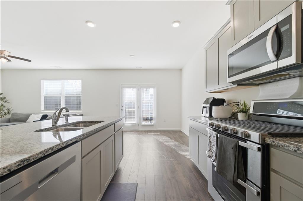 1593 Daisy May Court Dacula, GA 30019 - Photo 14 of 52