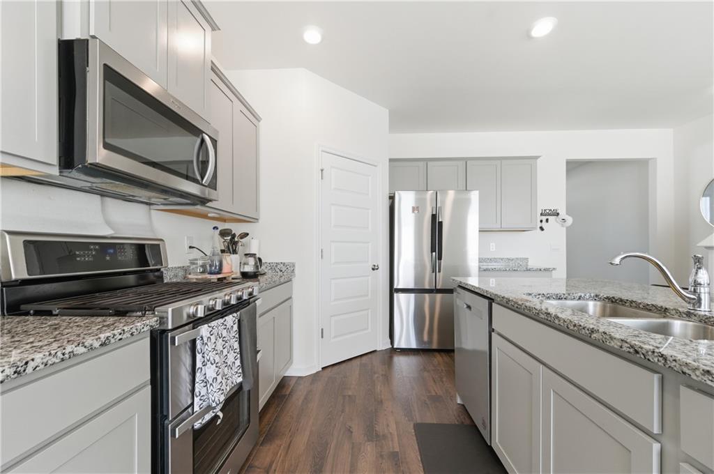 1593 Daisy May Court Dacula, GA 30019 - Photo 15 of 52