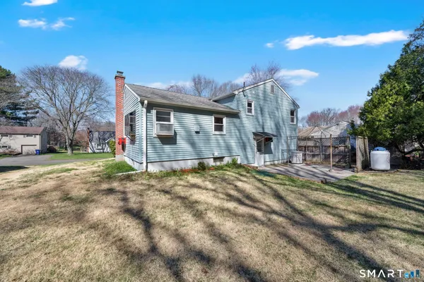 $349,500 | 203 Brentwood Road, Newington, CT 06111