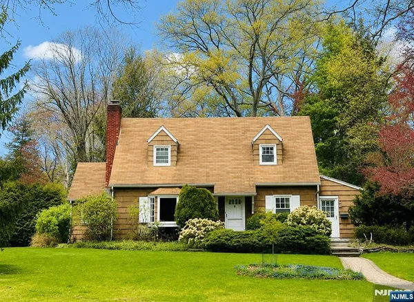 $6,350 | 161 McKinley Place, Glen Rock, NJ 07452