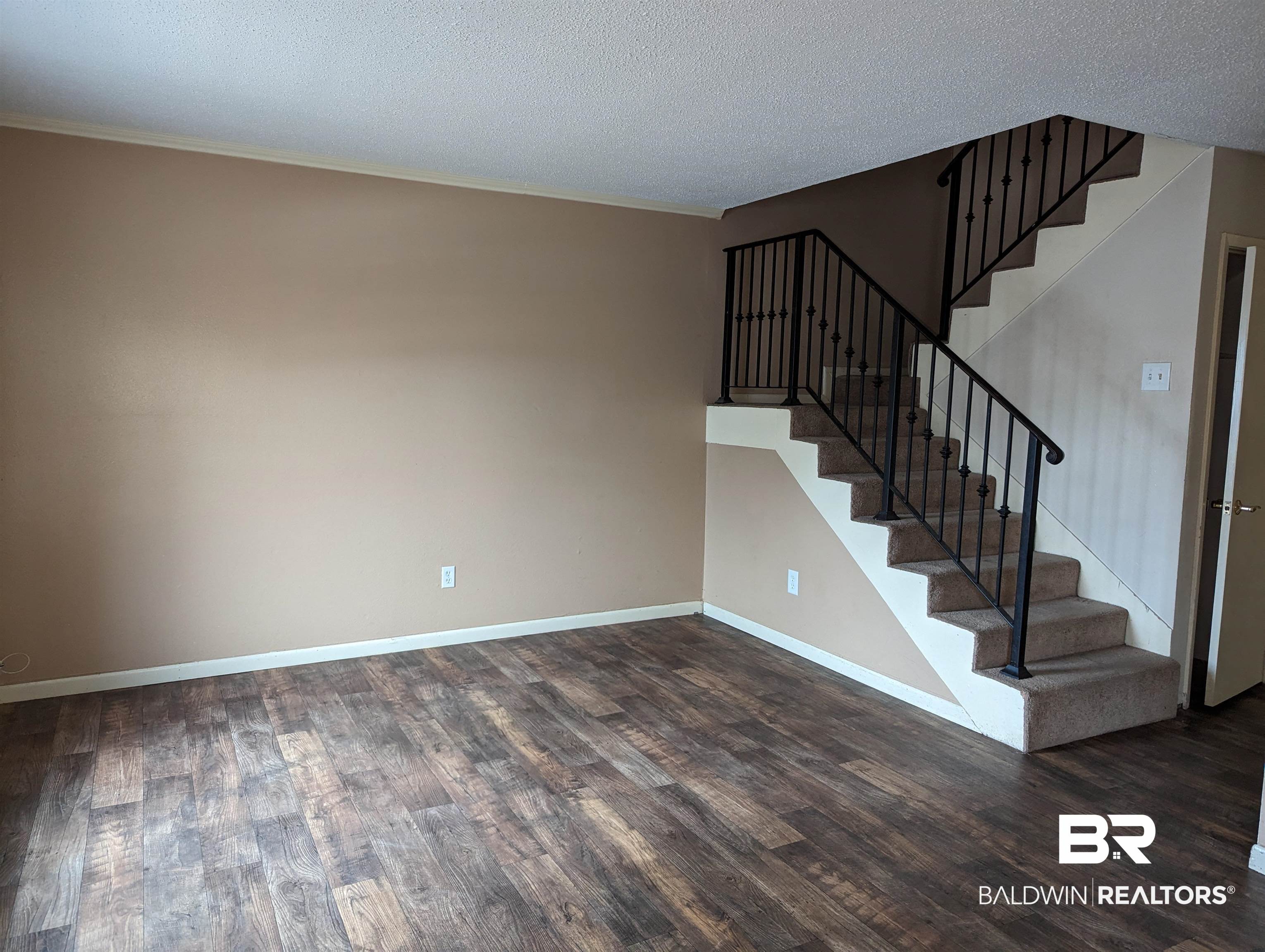 4017 Cottage Hill Road, Unit 51 Mobile, AL 36609 - Photo 2 of 23