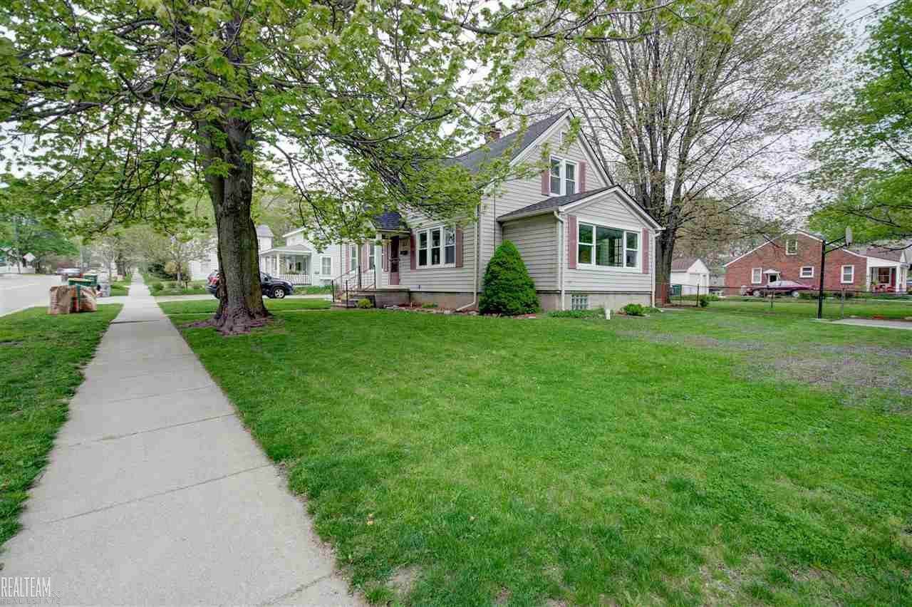 262 West St Clair Street Romeo, MI 48065 - Photo 28 of 31 31290562-27.JPG