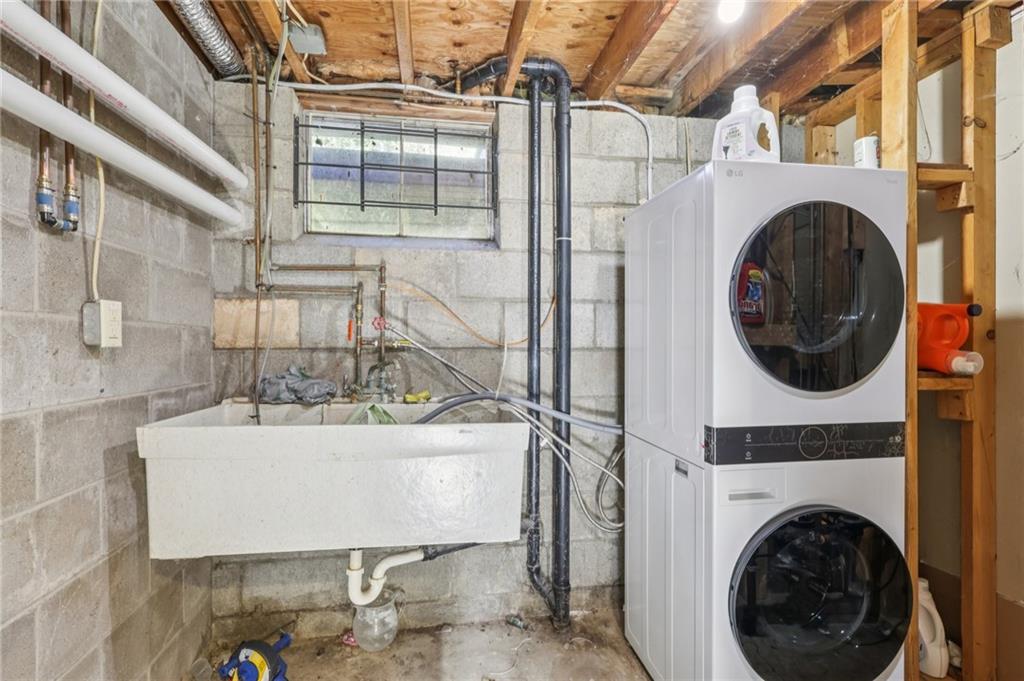 151 McIntyre Road Pittsburgh, PA 15237 - Photo 35 of 50 Brand new LG washer dryer set that was special ordered for the space