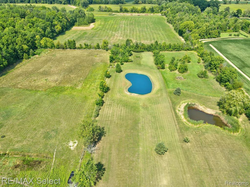 7024 Cook Road Swartz Creek, MI 48473 - Photo 27 of 30
