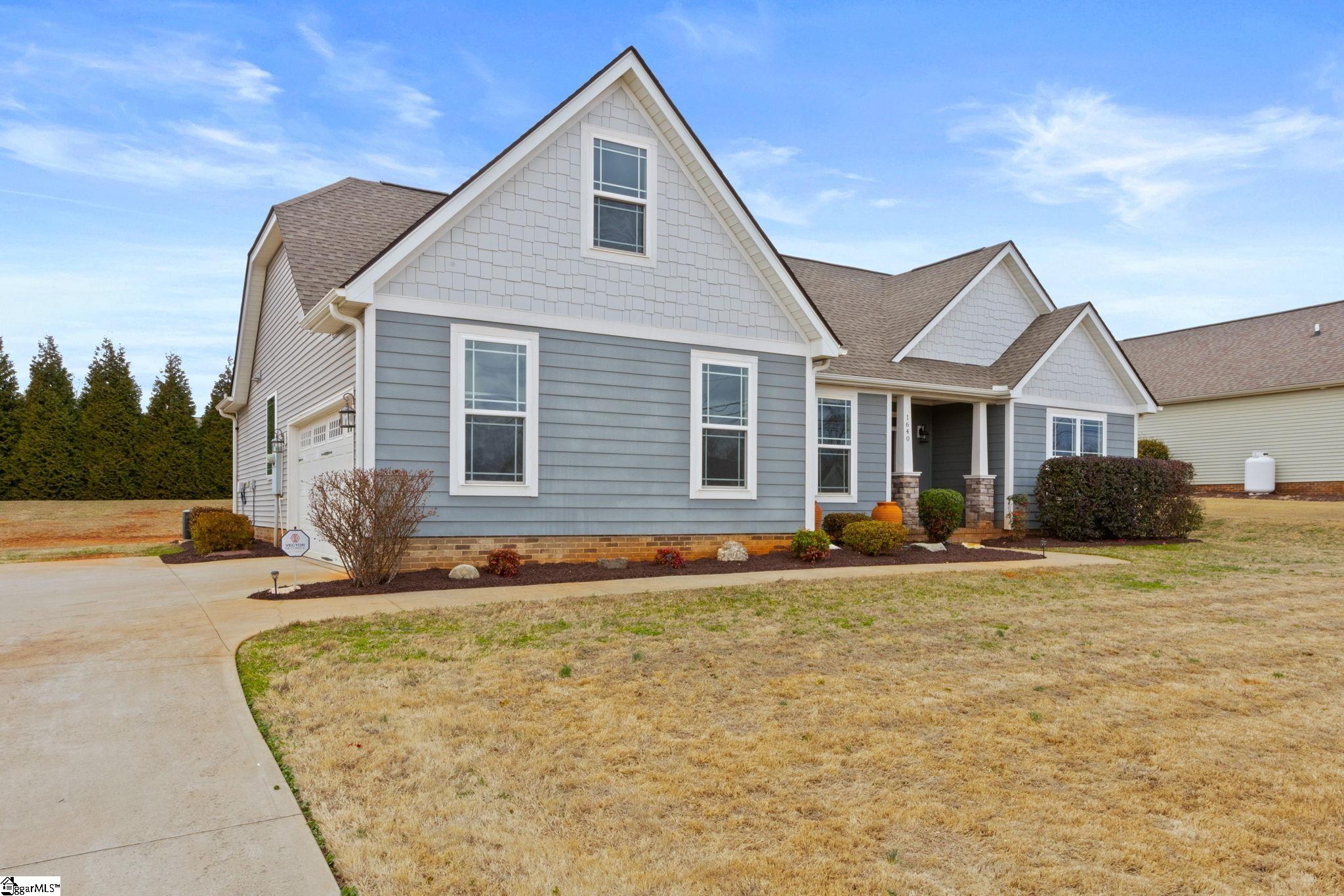 1640 Ballenger Road Wellford, SC 29385 - Photo 2 of 30 Gallery Image 2