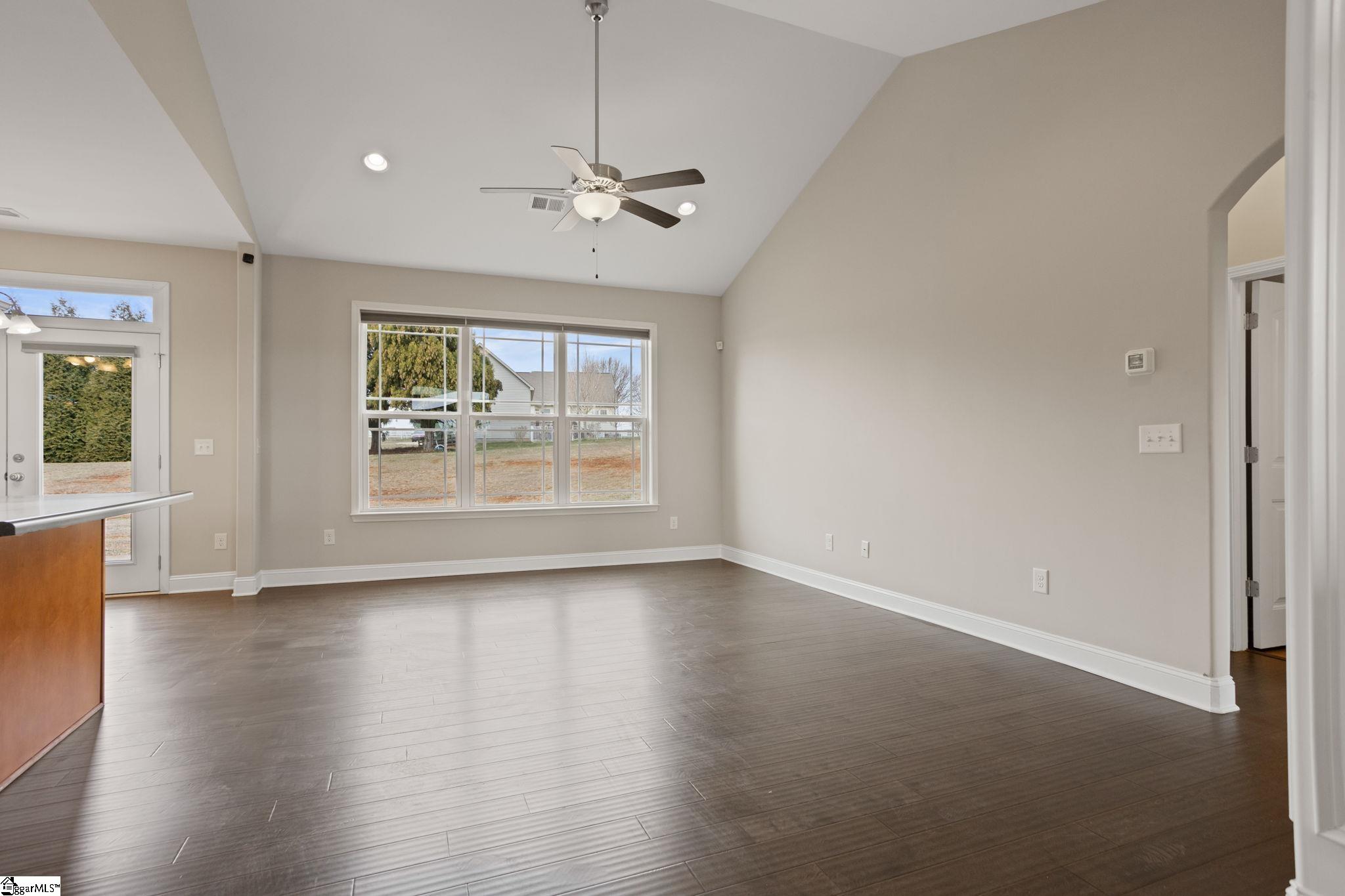 1640 Ballenger Road Wellford, SC 29385 - Photo 5 of 30 Gallery Image 5