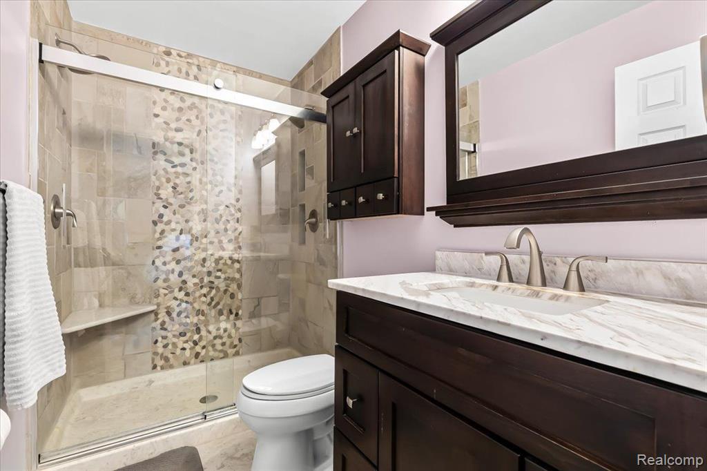 45010 Saltz Road Canton, MI 48187 - Photo 18 of 30 Gallery Image 18