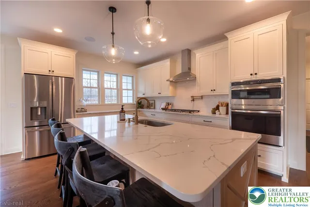 $1,160,000 | 4630 Old Saucon Road, Bethlehem, PA 18015